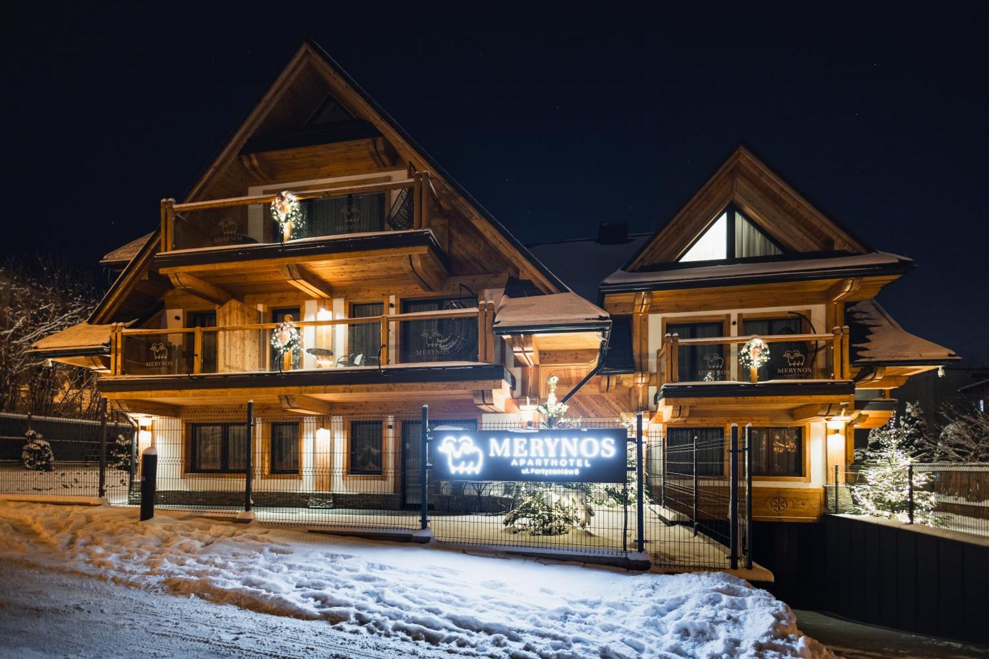Aparthotel Merynos 자코파네 외부 사진