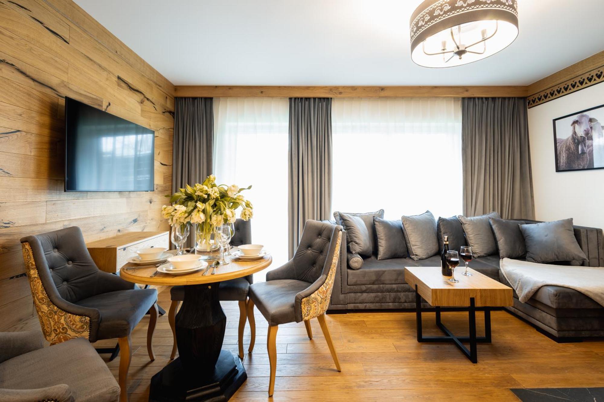 Aparthotel Merynos 자코파네 외부 사진