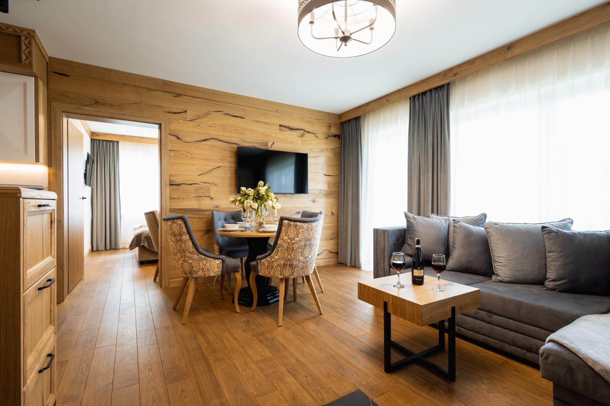 Aparthotel Merynos 자코파네 외부 사진