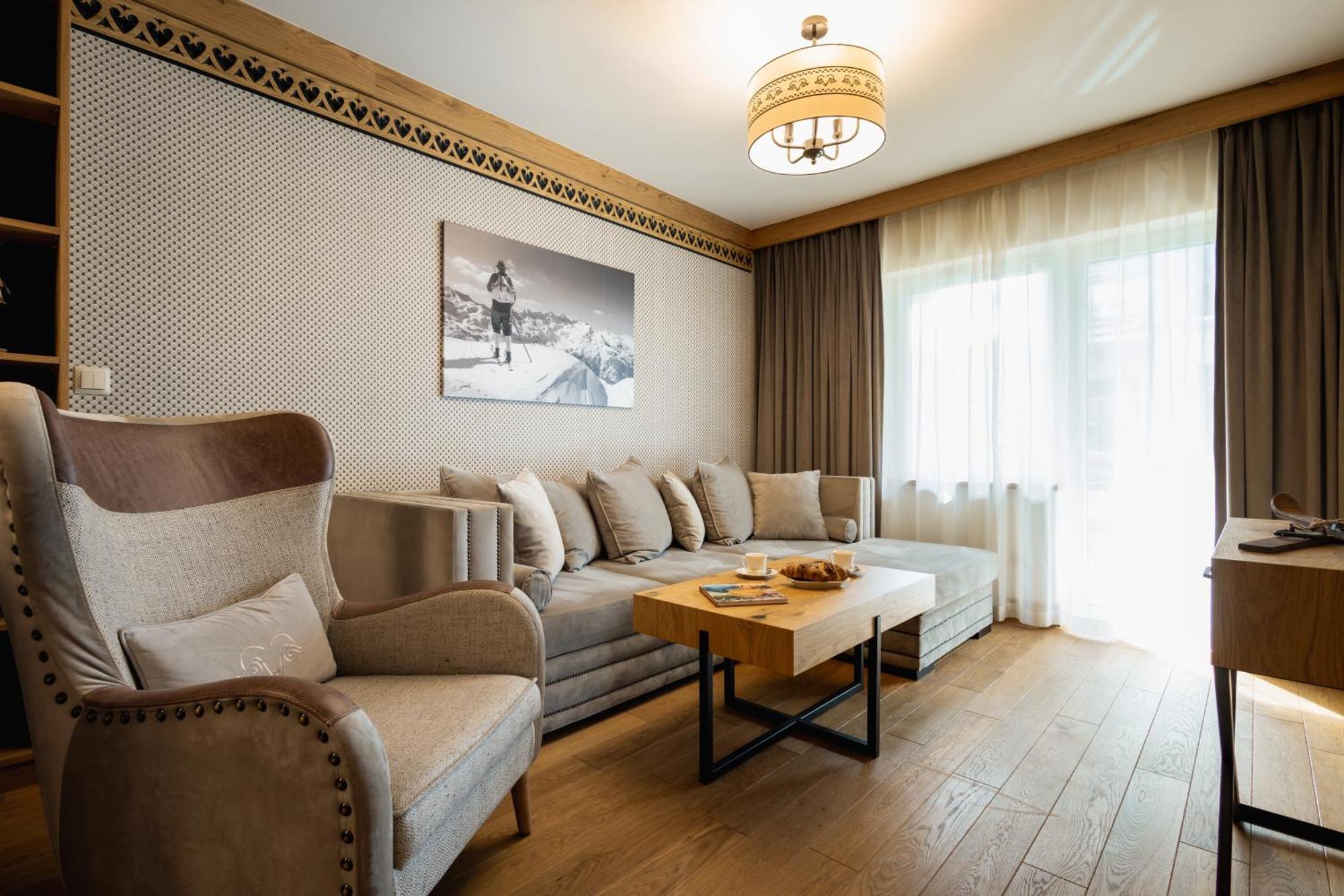 Aparthotel Merynos 자코파네 외부 사진