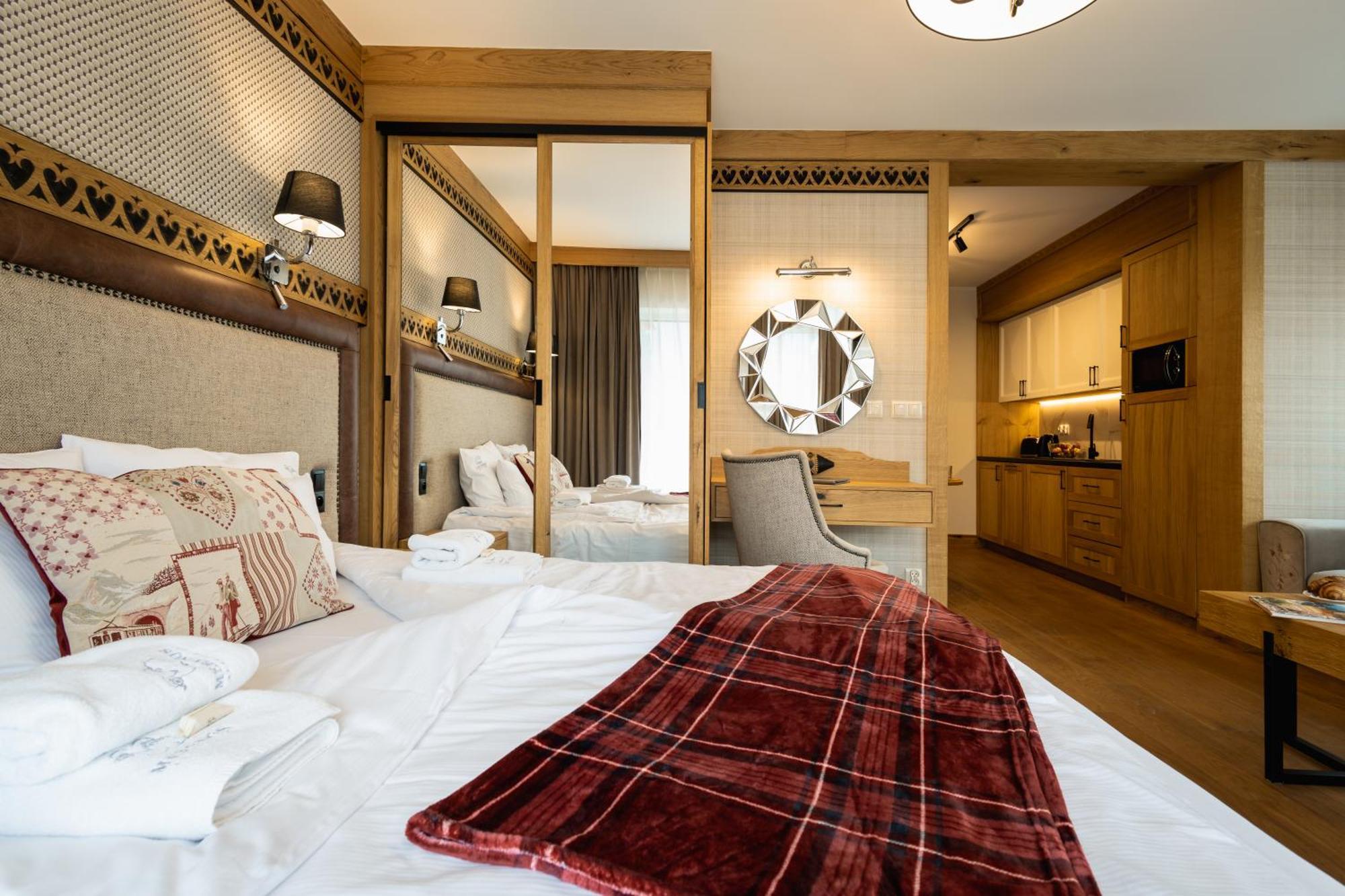 Aparthotel Merynos 자코파네 외부 사진